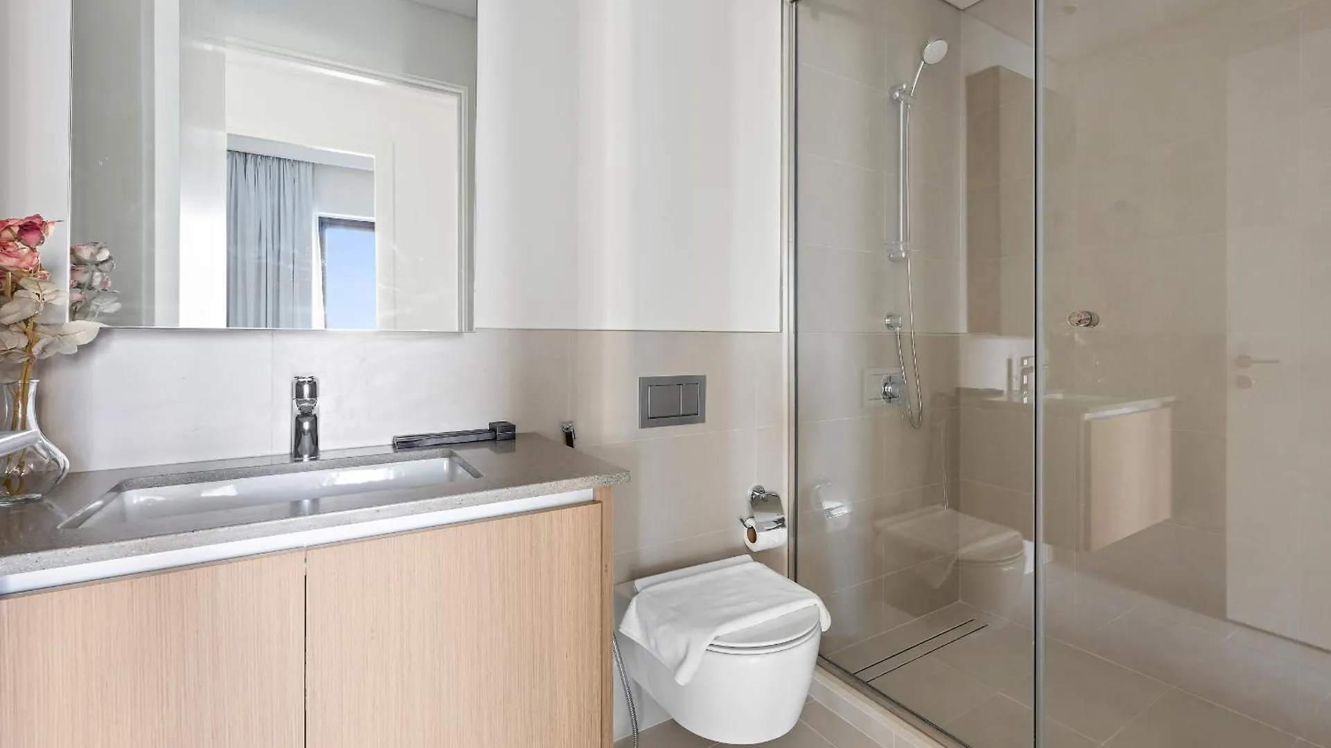 Stunning 1Bdr In Surf Creek Beach Dubai
